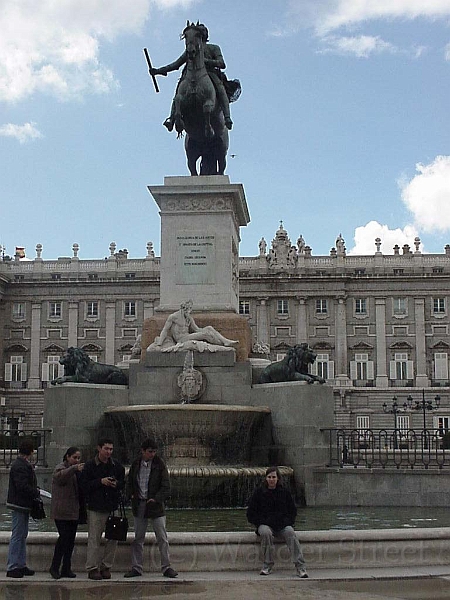 Taylor And Fountain At Palacio Real 1.jpg